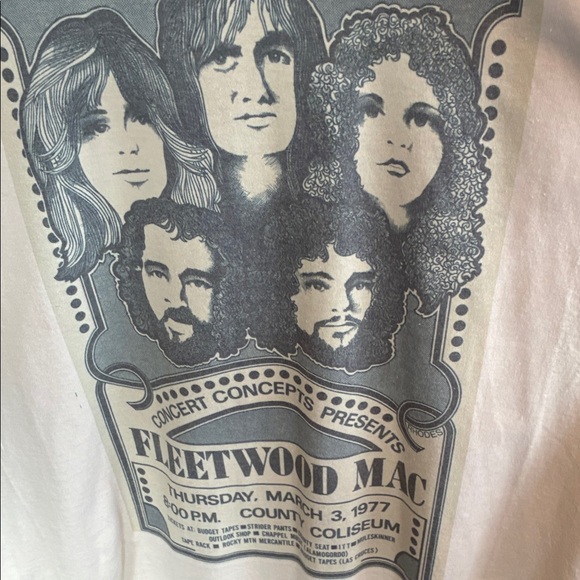 Beige Vintage-Style Fleetwood Mac Concert Tee - Picture 3 of 3